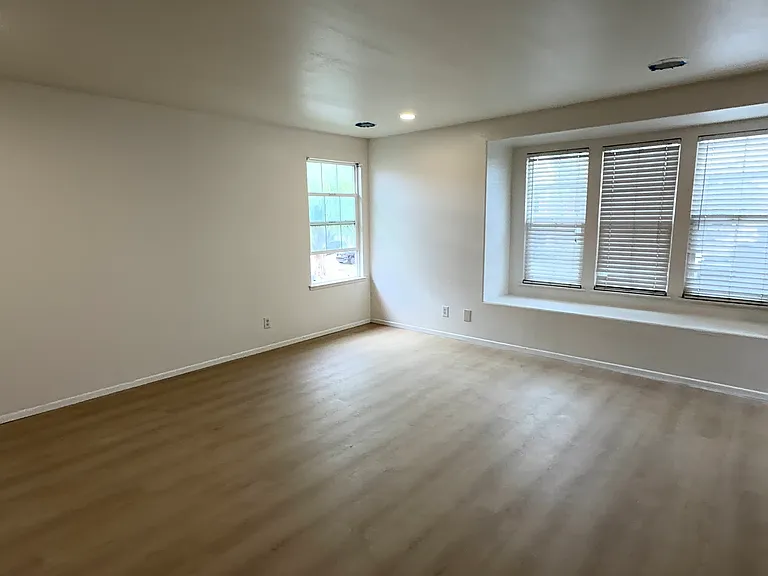 12947 Clemson Dr — Photo 17