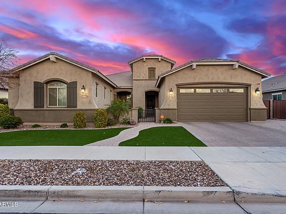 2nd image of 20243 E RAVEN Drive