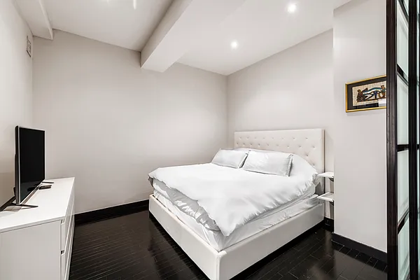 Sold by Corcoran | media 4