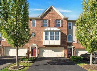 242 Broadstone Dr, Mars, PA 16046