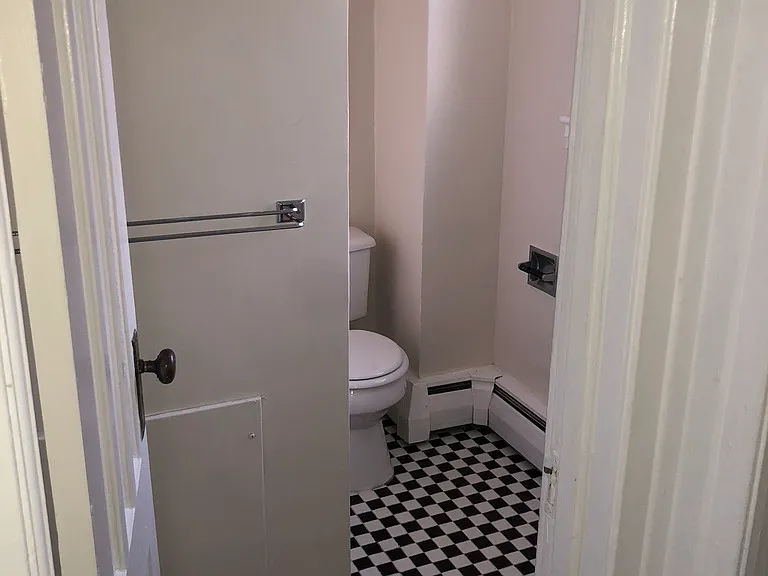 483 State St #7 — Photo 7