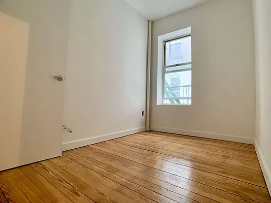 Rented by Building Equity Real Estate LLC | media 30