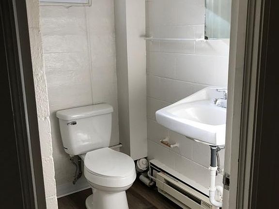 4th image of 501 Monte Vista Dr APT 1