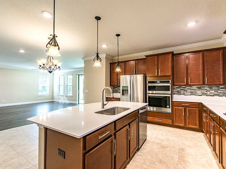 8278 Procida Isle Ln — Photo 23