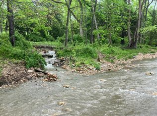 68 Moorehaven Ln, Wasola, MO 65773