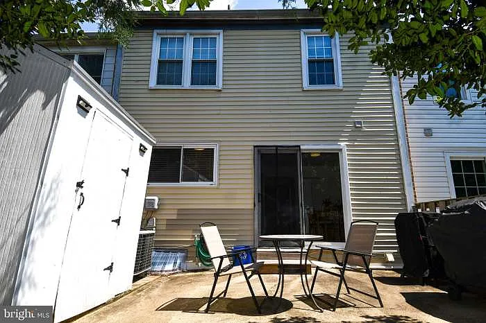 35 County Ct