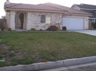 13502 Driftwood Dr, Victorville, CA 92395