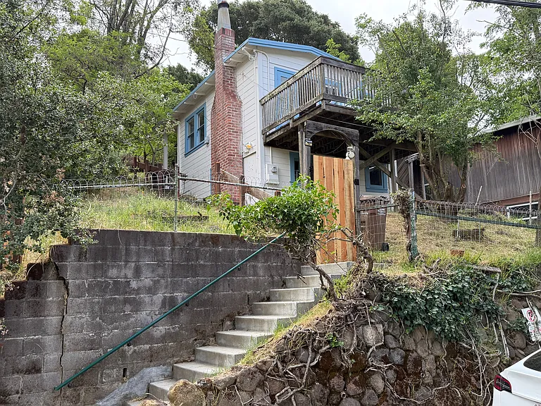 Rocca Dr — Photo 9