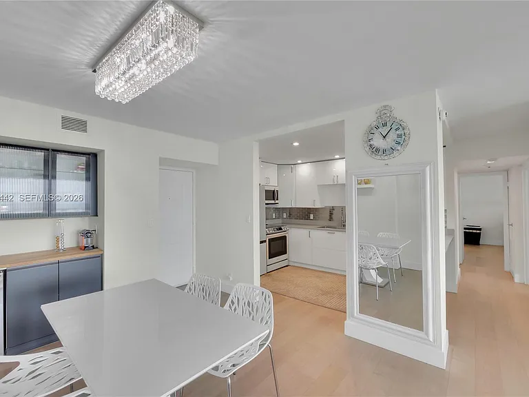 100 Bayview Dr #1008 — Photo 3