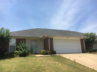 2443 Regency Dr, Tupelo, MS 38801