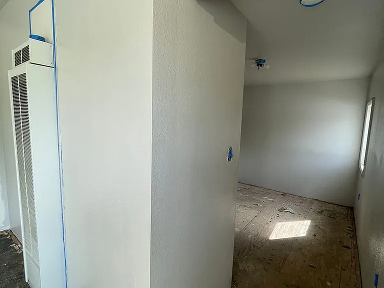 1441 E 12th Ave — Photo 6