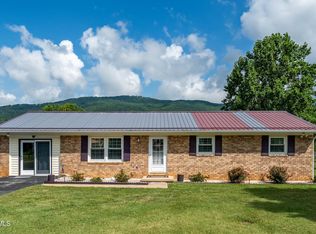247 Price Rd, Elizabethton, TN 37643