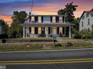 306 Old Stone House Rd S, Boiling Springs, PA 17007