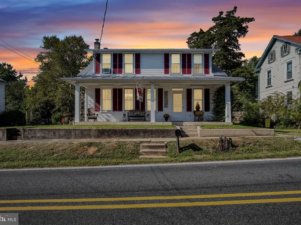 306 Old Stone House Rd S, Boiling Springs, PA 17007