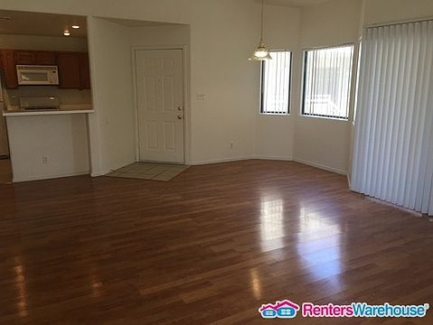 4th image of 5032 S Rainbow Blvd Unit 203