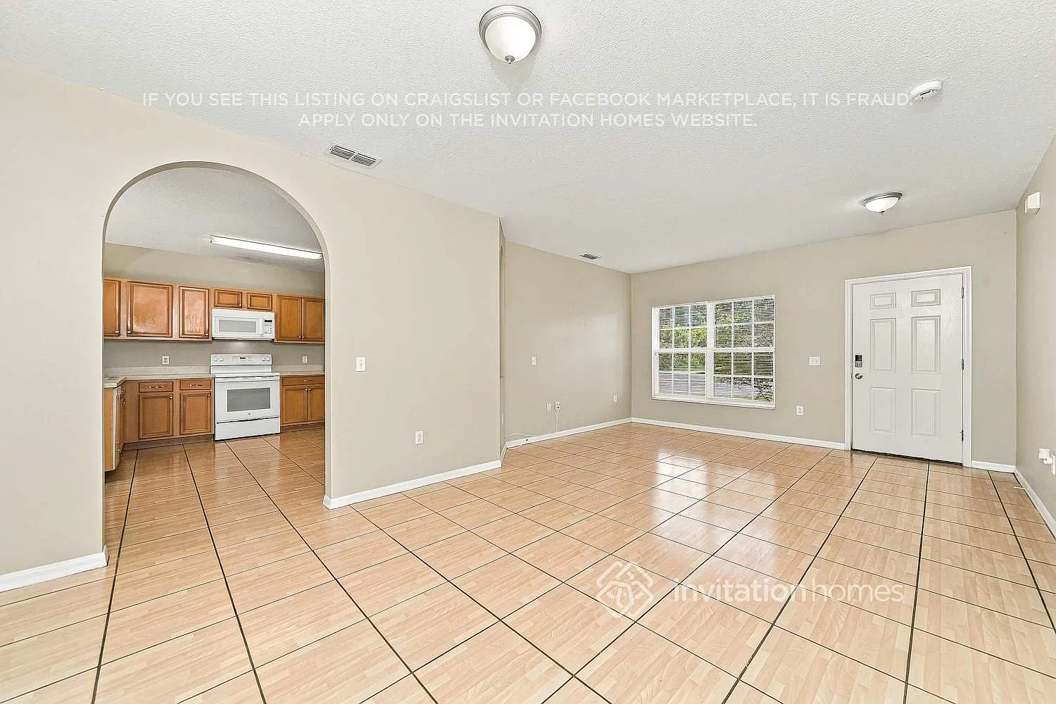 805 Hastin Pl Kissimmee, FL 34758 — Photo 3