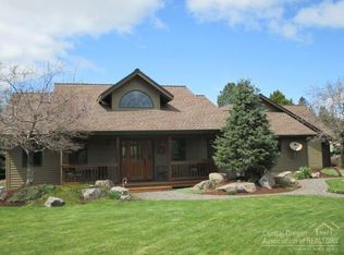 13618 SW Meadow View Dr, Camp Sherman, OR 97730