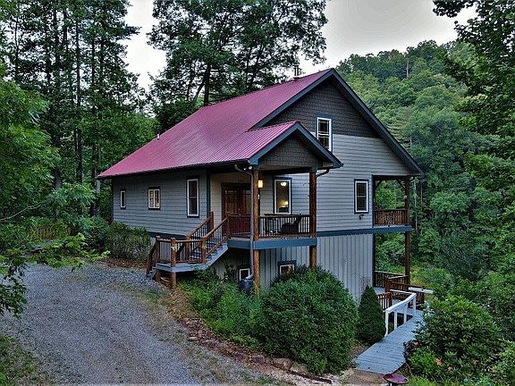3rd image of 540 Bello Lago Ln