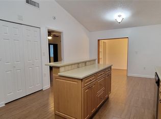 8844 NW 113th St, Hialeah Gardens, FL 33018