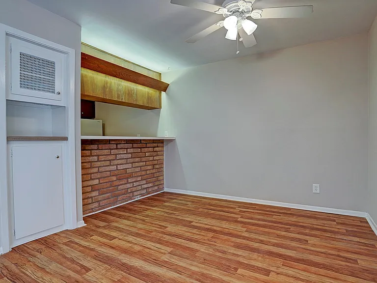 229 Westmoreland St #3 — Photo 3