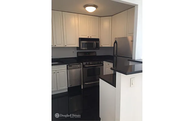 Rented by Douglas Elliman | media 1