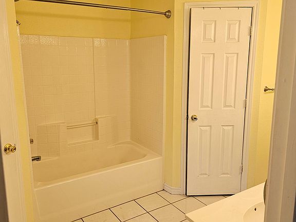 Master bath and 2 walkin closets