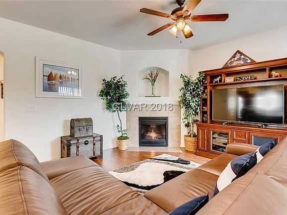 5th image of 9539 Vega Carpio Ave