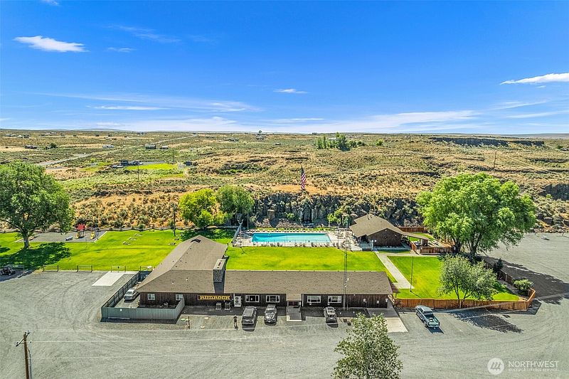 3rd image of 18 Lot Block 13 Rimrock Meadows