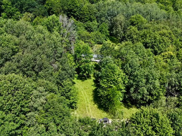 2164 Collins Rd, Spring Creek, PA 16436