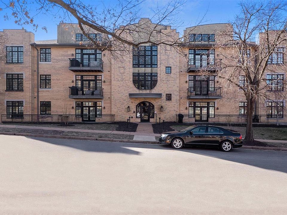 2nd image of 7518 Parkdale Ave APT 102