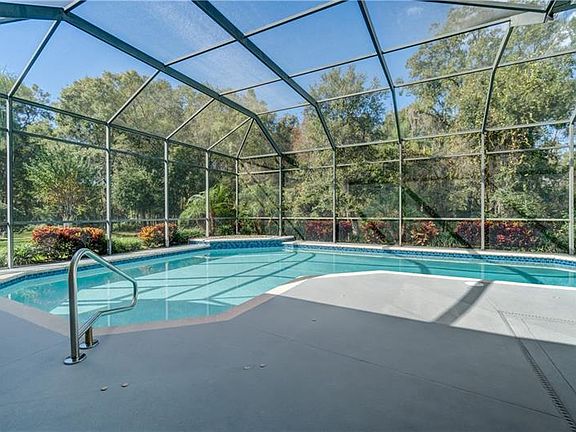 2nd image of 2117 Climbing Ivy Dr