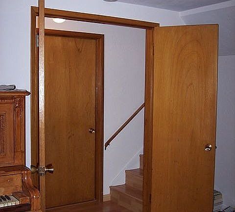 French doors/Piano stays