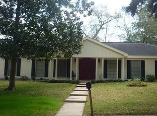 1903 17th St, Huntsville, TX 77340