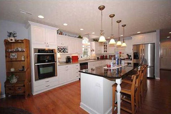 2nd image of 3999 Shady Pointe Row