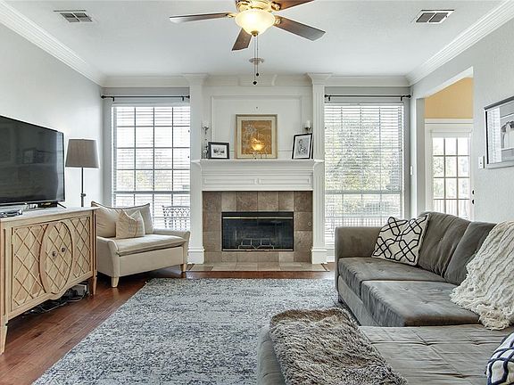 4th image of 8528 Wellington Point Dr