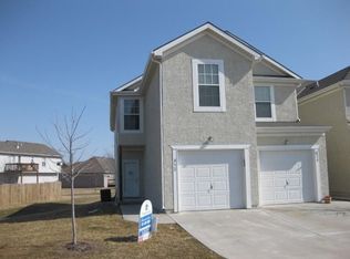 832 S Woodson Ct, Gardner, KS 66030