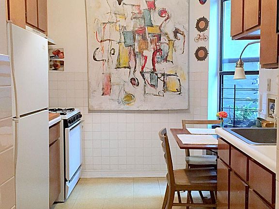 4th image of 16 W 119th St APT 4A
