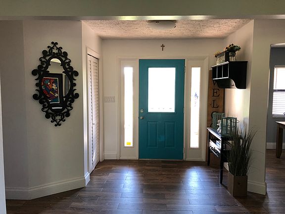 2nd image of 131 Dixie Ave