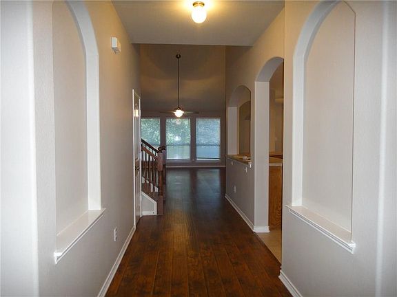 4th image of 2625 Desert Falls Ln