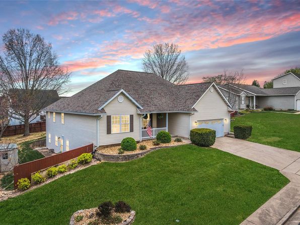 302 Brady Dr, Rolla, MO 65401