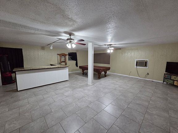 2nd image of 2824 Del Rio Rd W