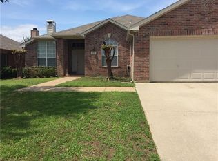 1715 Meadowview Dr, Corinth, TX 76210