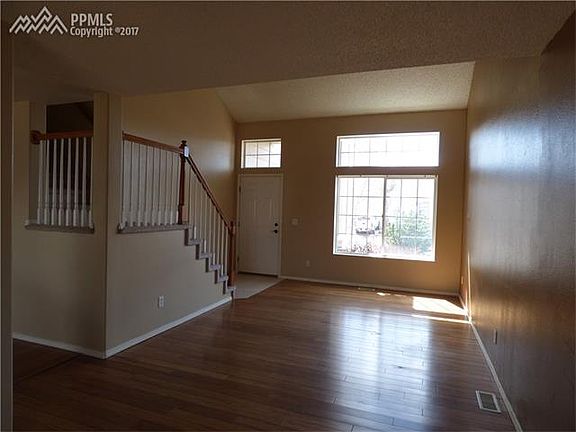 5th image of 6781 McEwan St