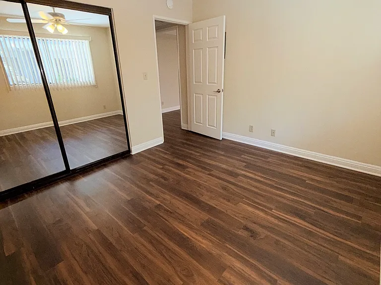 515 E Elmwood Ave #107 — Photo 10