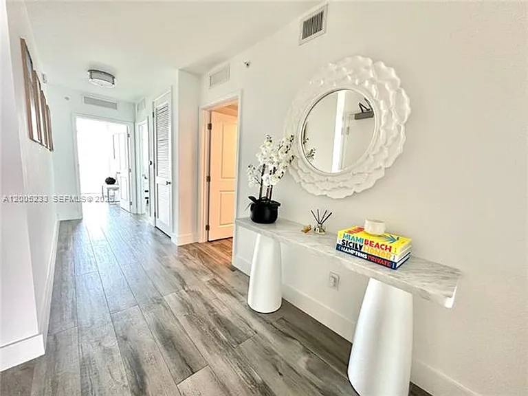 400 Sunny Isles Blvd #1708 — Photo 16