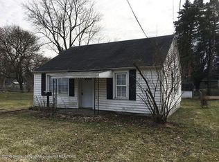 415 Astor Ave, Lansing, MI 48910