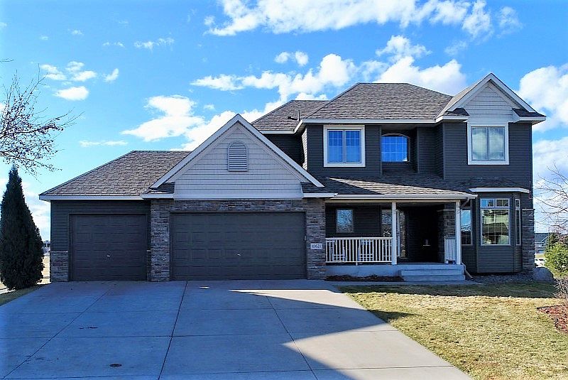 1st image of 10621 Toledo Dr N