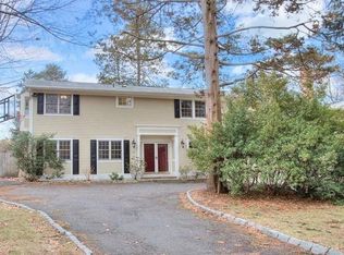 111 Kings Hwy S, Westport, CT 06880