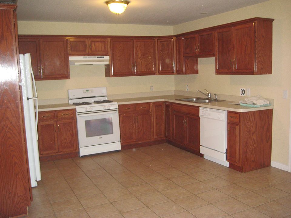 2nd image of 1104 Beauchamp Ave