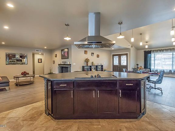 4th image of 10655 E Becker Ln